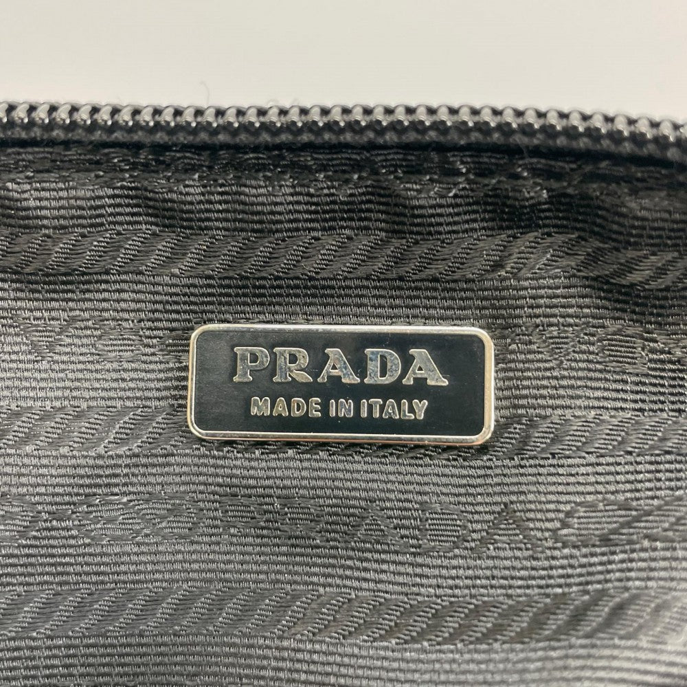 PRADA プラダ ポーチ ナイロン ブラック 黒 その他金具 レディース【中古品】