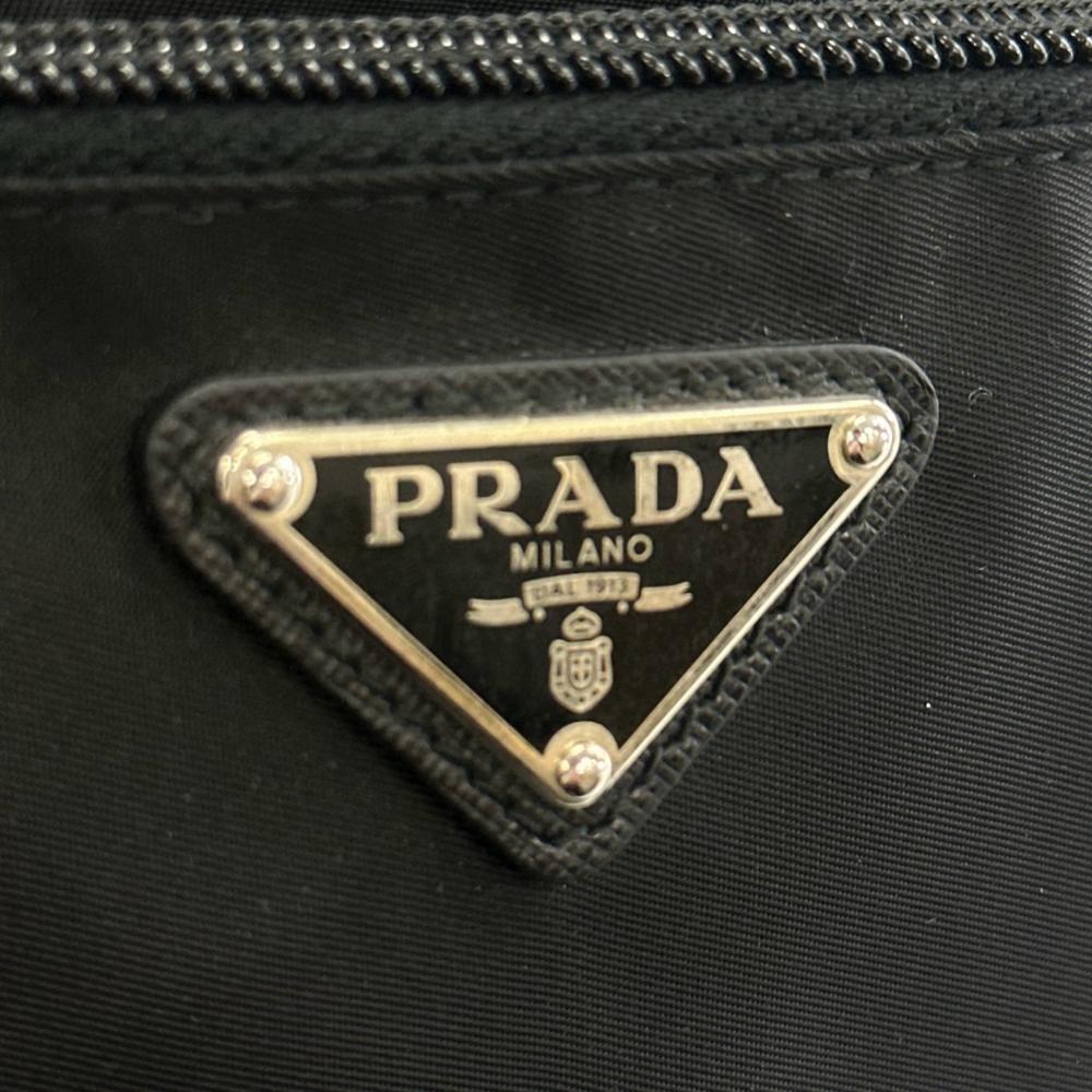 PRADA プラダ クラッチバッグ トライアングルロゴ ナイロン サファイアーノレザー ブラック 黒 シルバー金具 メンズ【中古品】