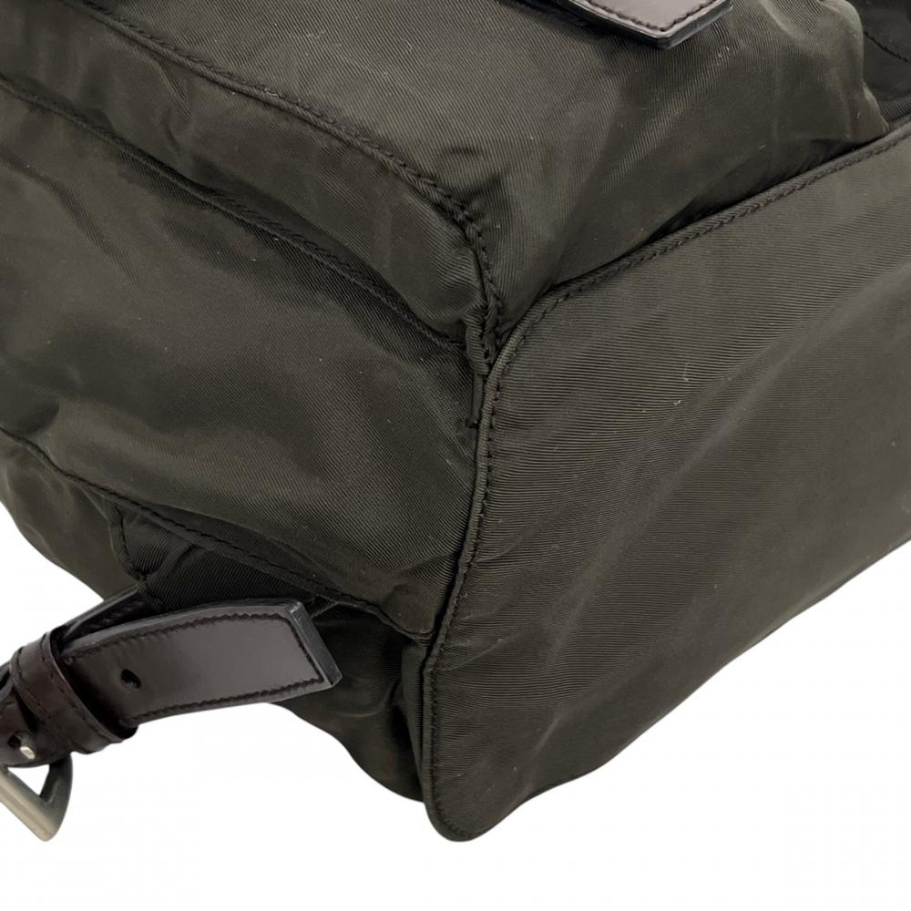 PRADA プラダ リュック テスート バックパック B6677 ナイロン レザー カーキ シルバー金具 レディース【中古品】