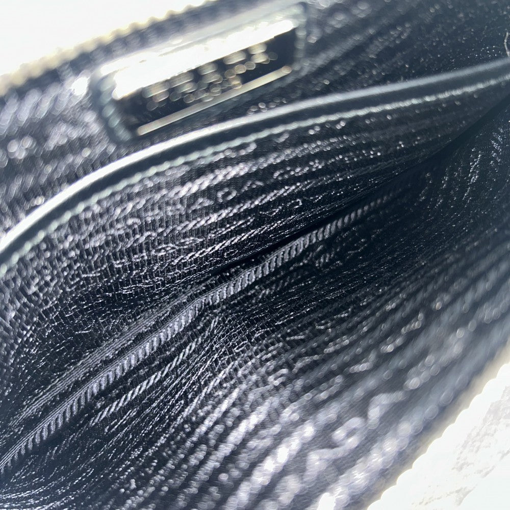 【開店SALE】 PRADA プラダ ショルダーバッグ トライアングルロゴ ポーチ付き かばん 鞄 2VH129 レザー ブラック 黒 シルバー金具 レディース【中古品】