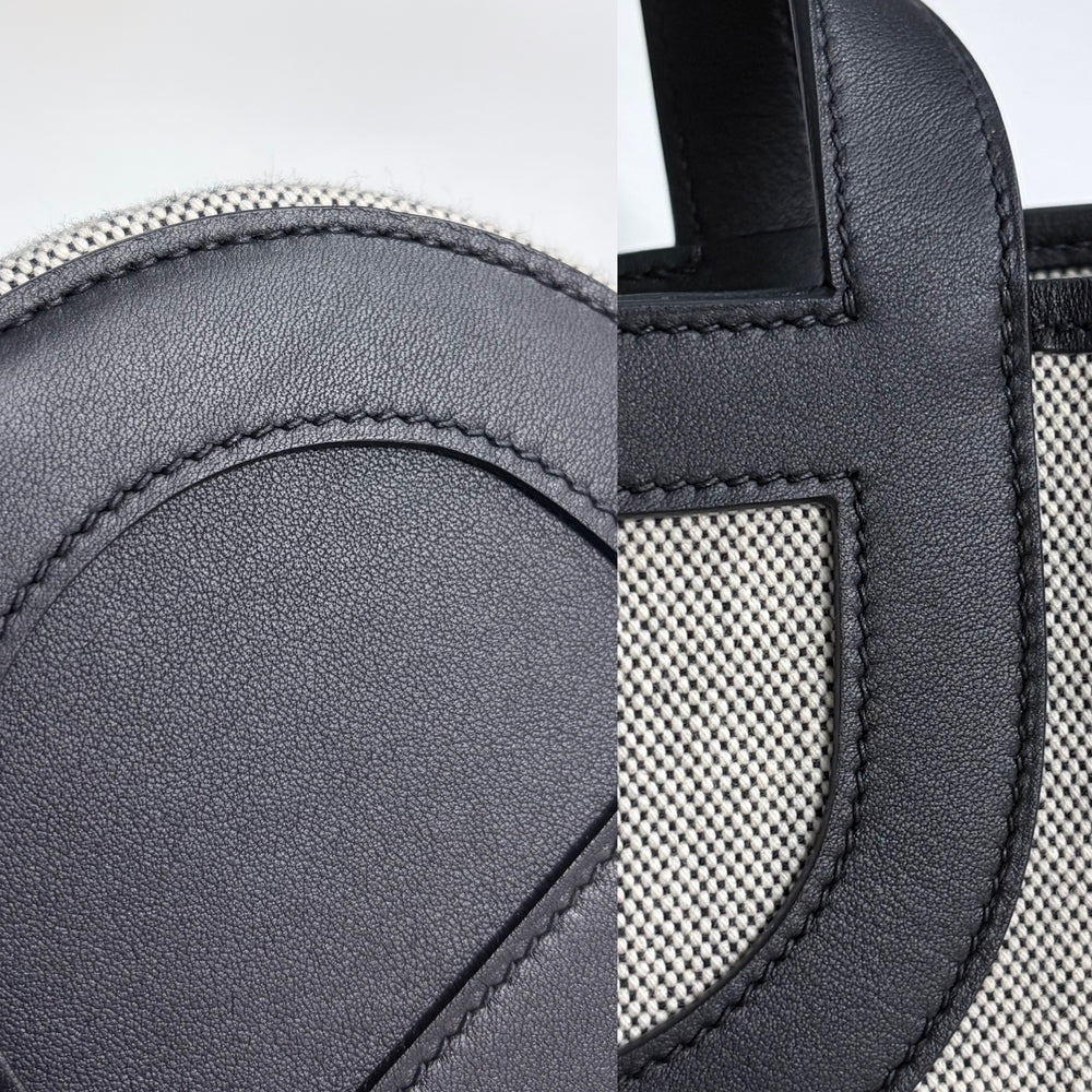 HERMES エルメス ハンドバッグ インザループ18 K刻印 ヴォースイフト トワルアッシュ グレー ブラック 黒 シルバー金具 レディース 2025年【中古品】