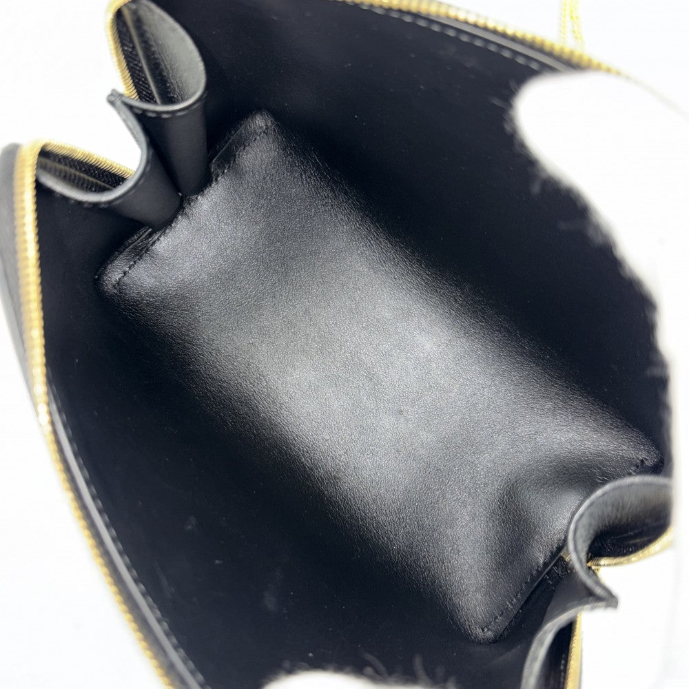 CELINE セリーヌ ショルダーバッグ ポシェット キュイルトリオンフ レザー ブラック 黒 ゴールド金具 レディース【中古品】