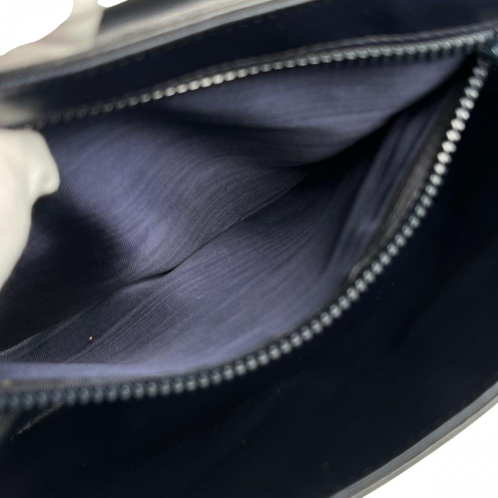 CELINE セリーヌ ショルダーバッグ キルティング トリオンフ レザー ブラック 黒 ゴールド金具 レディース【中古品】