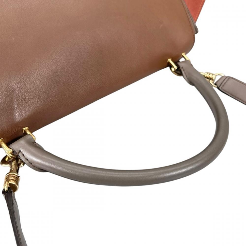 CELINE セリーヌ 2WAY サイドウィング トラペーズ ミディアム ハンドバッグ ショルダーバッグ バイカラー スムースレザー ブラウン 茶 レッド 赤 ゴールド金具 レディース【中古品】