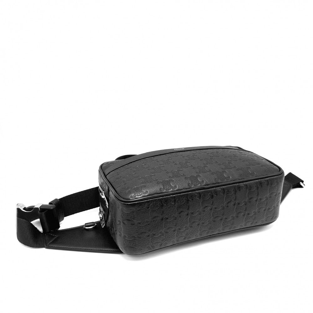【開店SALE】 CELINE セリーヌ ボディバッグ トリオンフ ベルトバッグ ウエストバッグ 116163FS4.38SI レザー ブラック 黒 シルバー金具 メンズ【中古品】