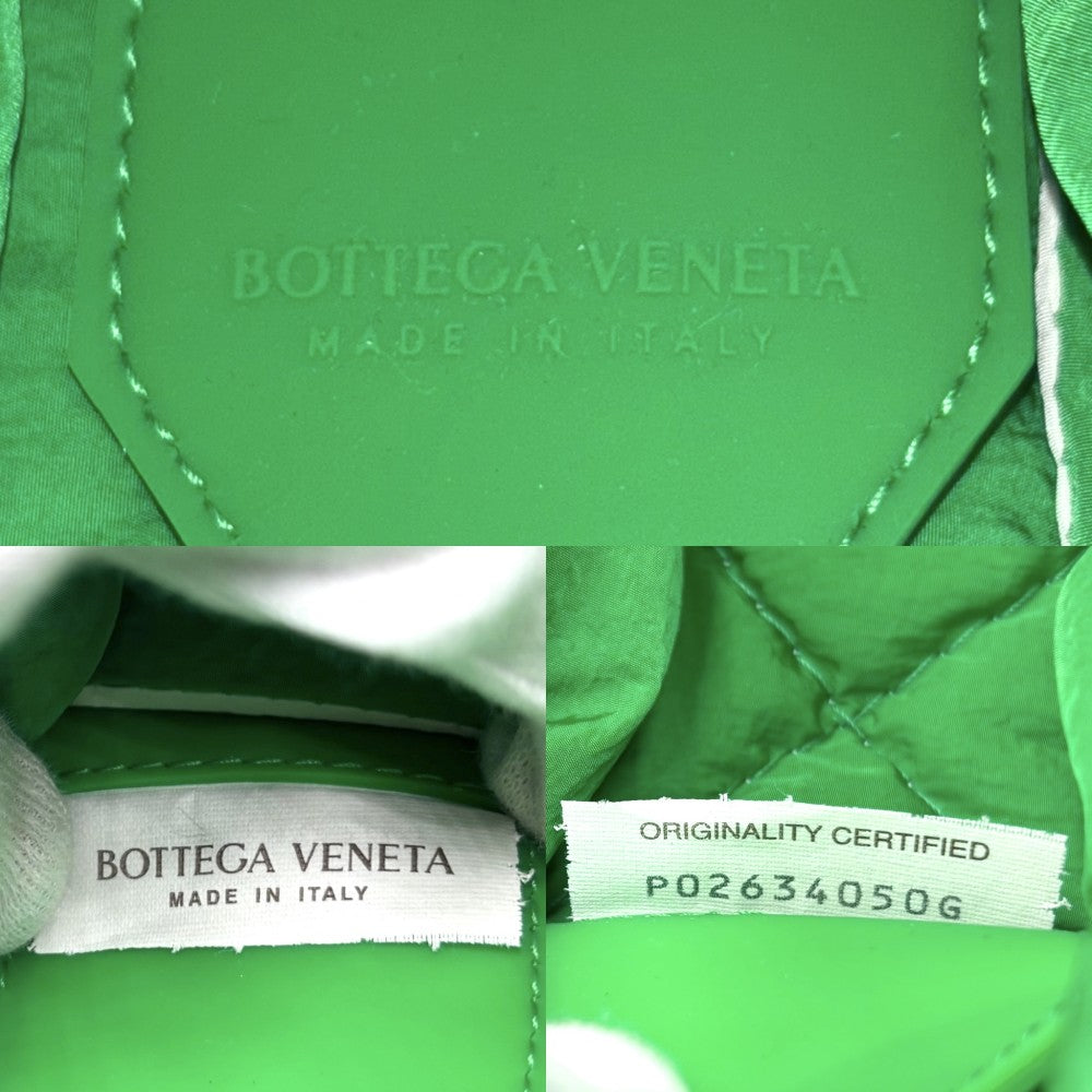 BOTTEGAVENETA ボッテガヴェネタ ショルダーバッグ パデッドテック カセット イントレチャート メッセンジャーバッグ 鞄 かばん ナイロン ホワイト 白 グリーン 緑 シルバー金具 レディース【中古品】