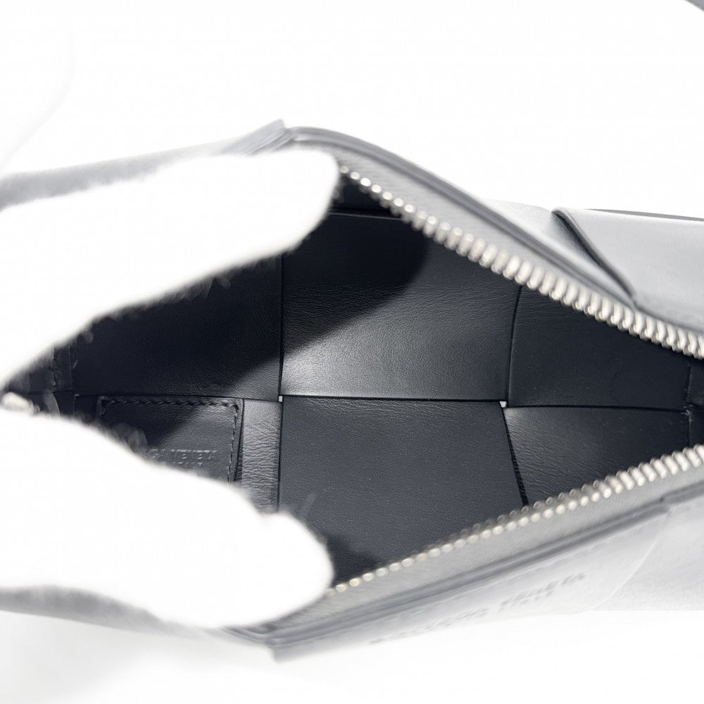 BOTTEGAVENETA ボッテガヴェネタ ショルダーバッグ マキシイントレチャート スモール カネット グレー系 レザー アルドアーズ シルバー金具 メンズ【中古品】