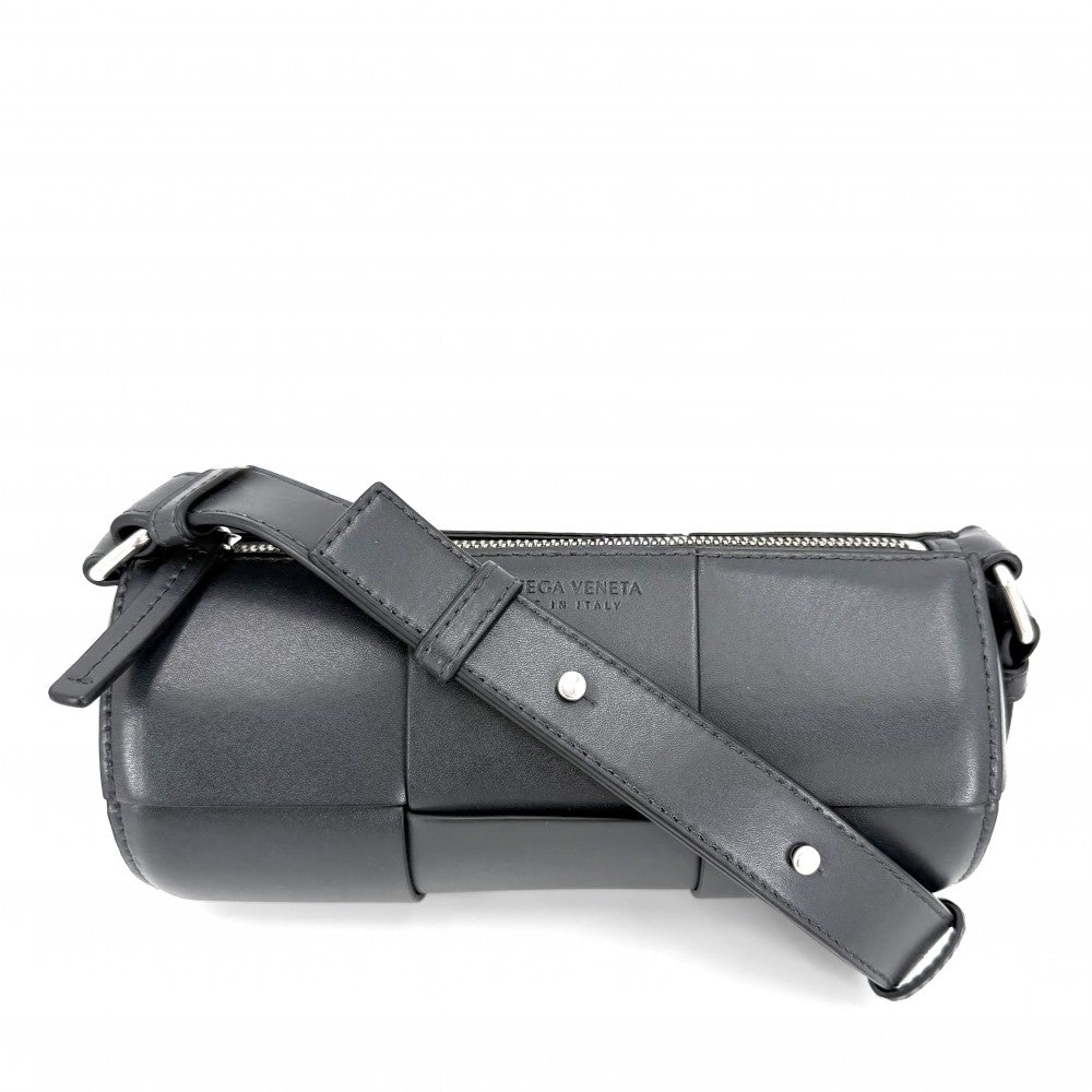BOTTEGAVENETA ボッテガヴェネタ ショルダーバッグ マキシイントレチャート スモール カネット グレー系 レザー アルドアーズ シルバー金具 メンズ【中古品】