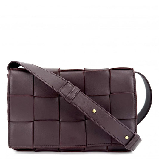 BOTTEGAVENETA ボッテガヴェネタ ショルダーバッグ マキシイントレチャート カセット レザー ブラウン 茶 ボルドー系 ゴールド金具 レディース【中古品】