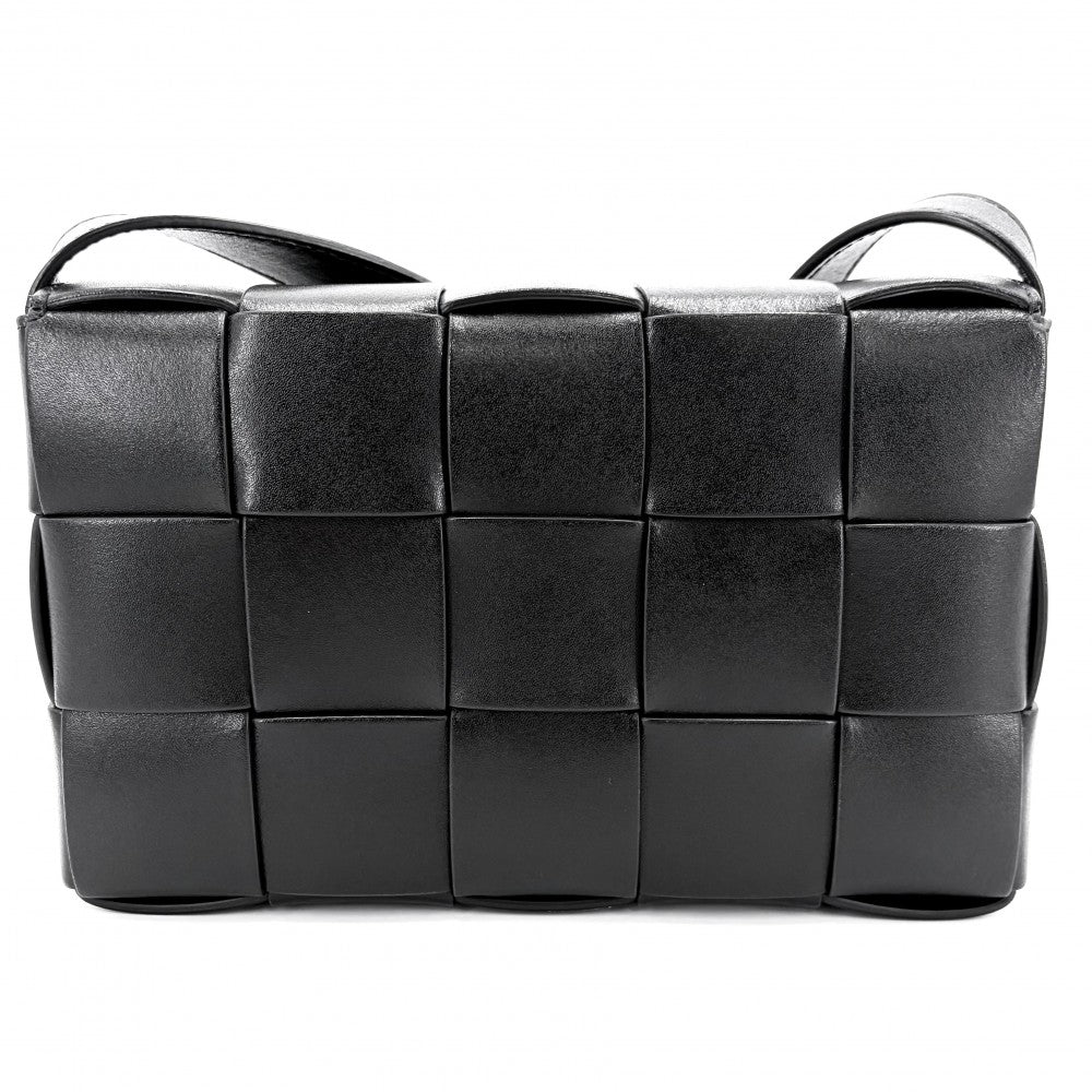 BOTTEGAVENETA ボッテガヴェネタ ショルダーバッグ イントレチャート カセット レザー ブラック 黒 シルバー金具 レディース【中古品】