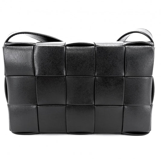BOTTEGAVENETA ボッテガヴェネタ ショルダーバッグ イントレチャート カセット レザー ブラック 黒 シルバー金具 レディース【中古品】