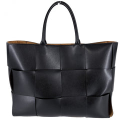 BOTTEGAVENETA ボッテガヴェネタ トートバッグ マキシイントレチャート アルコ トート ラージ レザー ブラック 黒 メンズ【中古品】