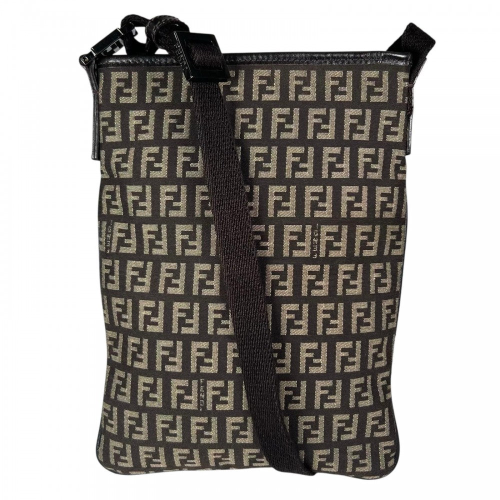 FENDI フェンディ ショルダーバッグ キャンバス レザー ブラウン 茶 シルバー金具 メンズ【中古品】