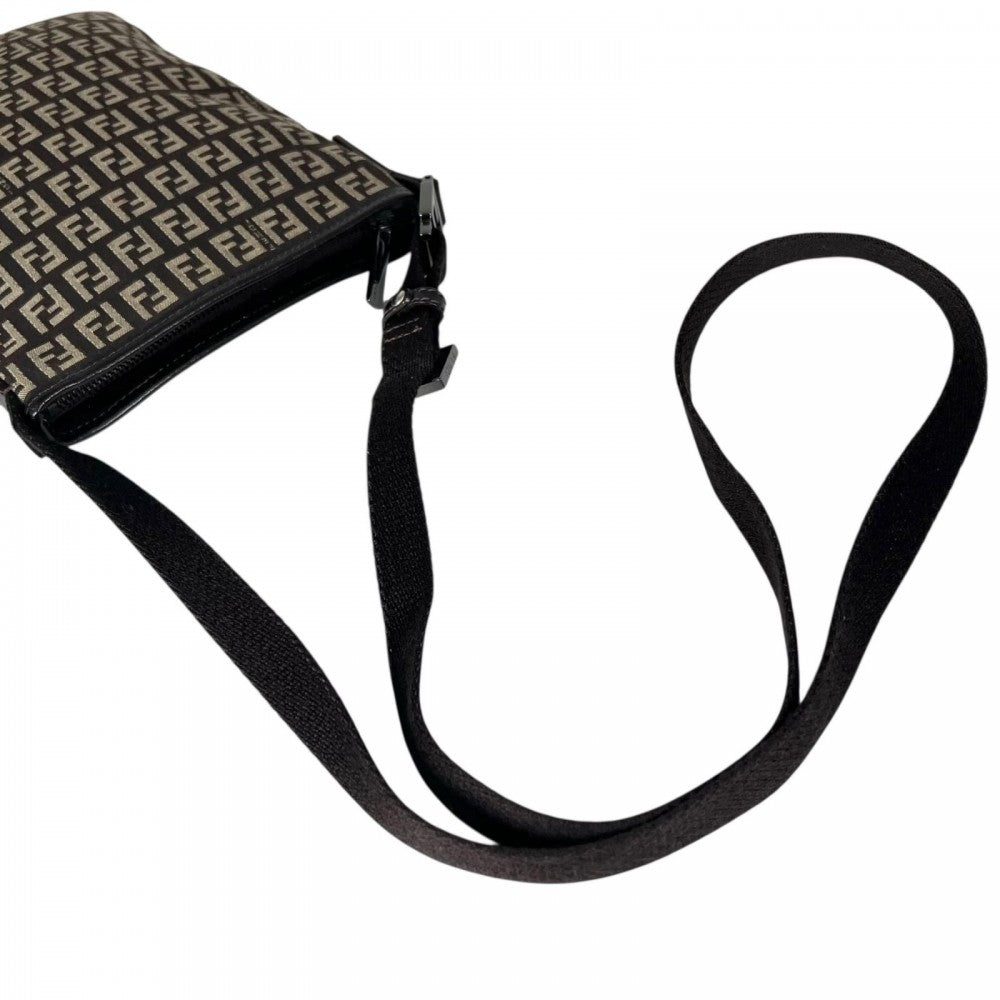 FENDI フェンディ ショルダーバッグ キャンバス レザー ブラウン 茶 シルバー金具 メンズ【中古品】