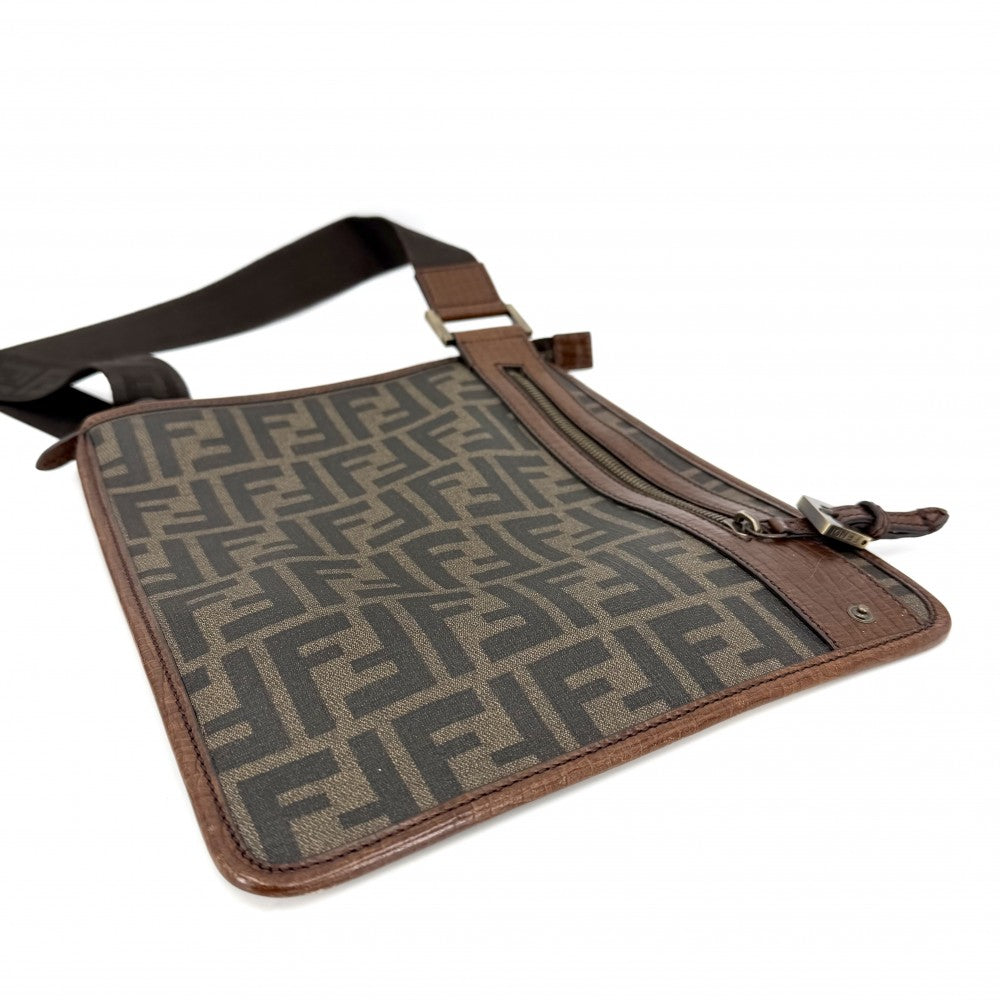 FENDI フェンディ ショルダーバッグ ズッカ 7VA204 コーティングキャンバス レザー ブラウン 茶 ゴールド金具 レディース【中古品】