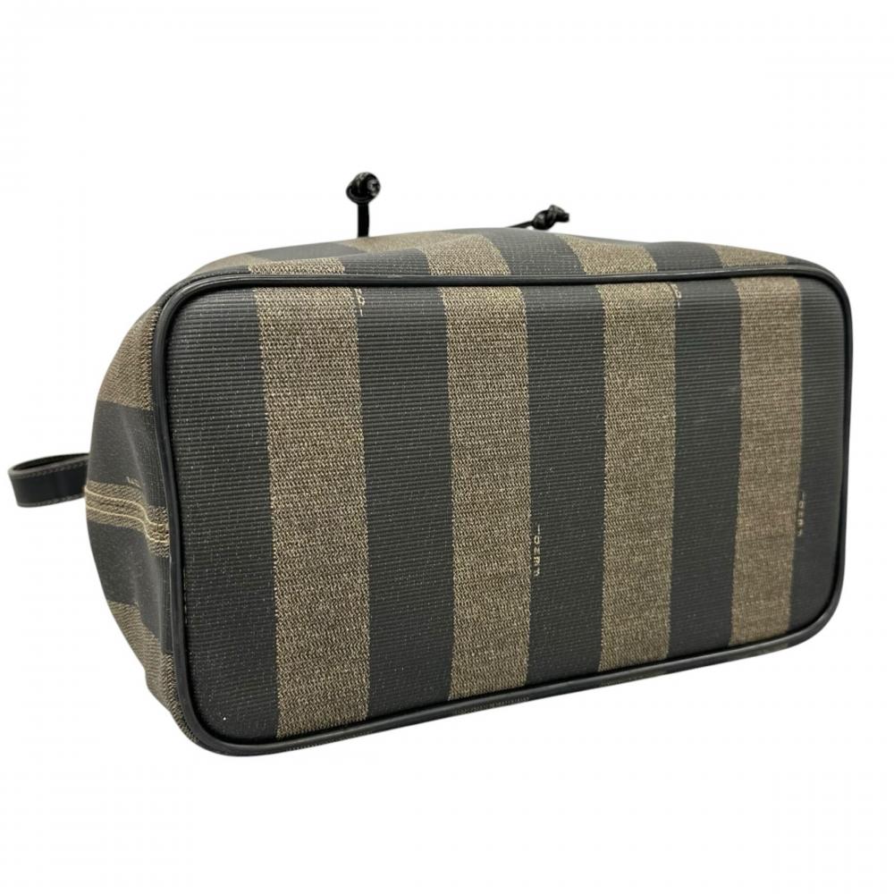 FENDI フェンディ ショルダーバッグ ペカン 巾着型 FFロゴ PVCコーティングキャンバス ブラウン 茶 ブラック 黒 ゴールド金具 レディース【中古品】