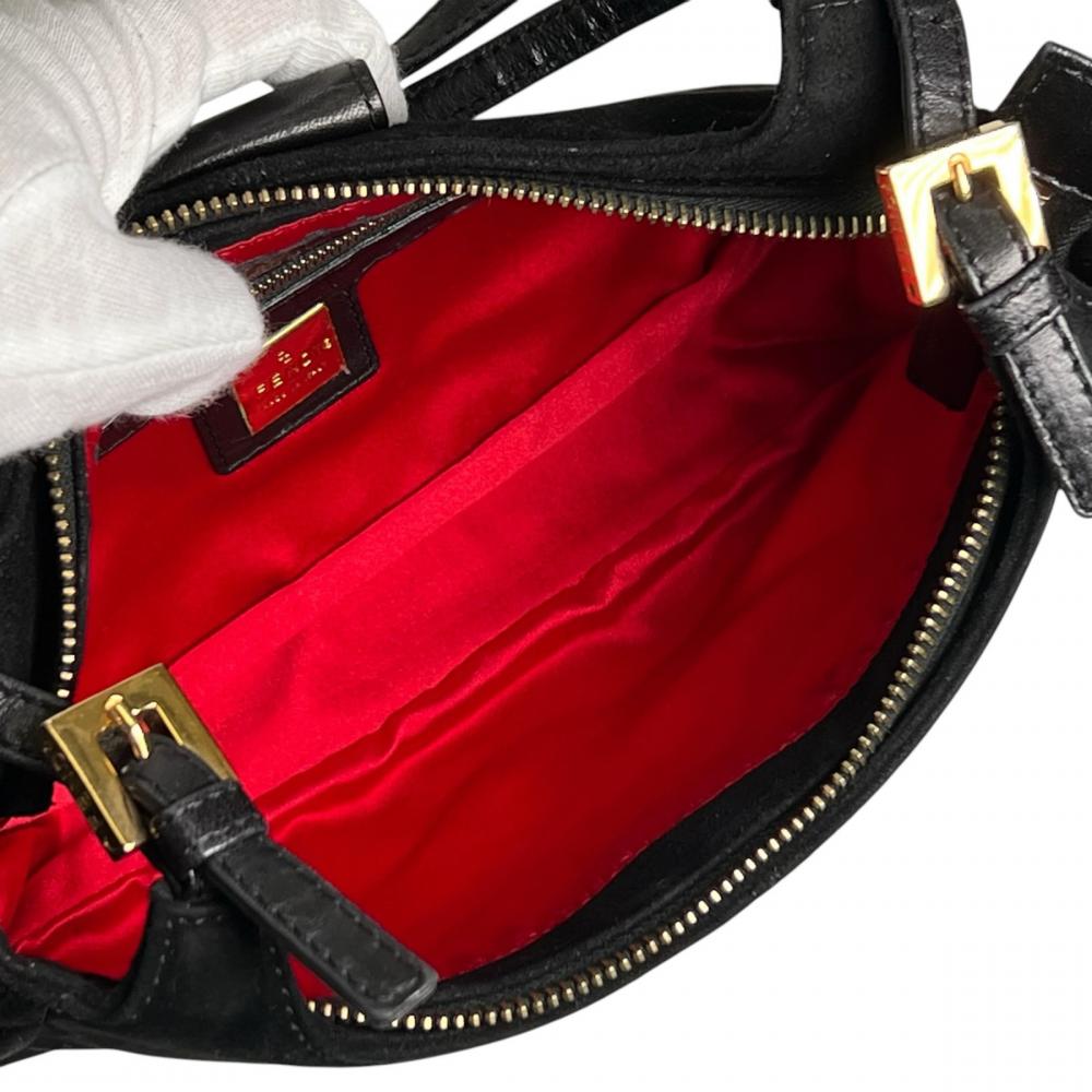 FENDI フェンディ ショルダーバッグ マンマバケット ロゴ金具 スウェード レザー ブラック 黒 レッド 赤 ゴールド金具 レディース【中古品】