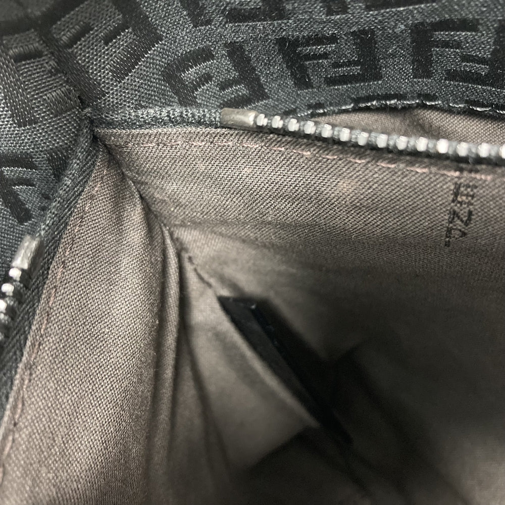 FENDI フェンディ ショルダーバッグ ズッキーノ マンマバケット ワンショルダー Mamma Bucket 8BR036 キャンバス レザー ブラック 黒 ガンメタル金具 レディース【中古品】