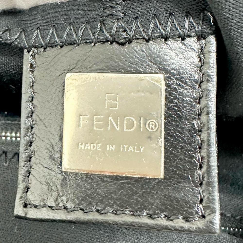 FENDI フェンディ ショルダーバッグ マンマバゲット ワンショルダー FFロゴ 26569 コットンジャージー ブラック 黒 シルバー金具 レディース【中古品】