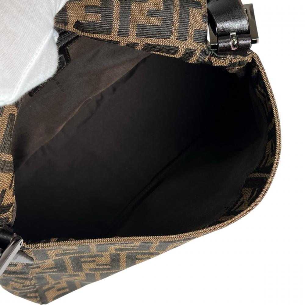 FENDI フェンディ ショルダーバッグ ズッカ マンマバケット ロゴマグネット 8BR001 キャンバス レザー ブラウン 茶 シルバー金具 レディース【中古品】