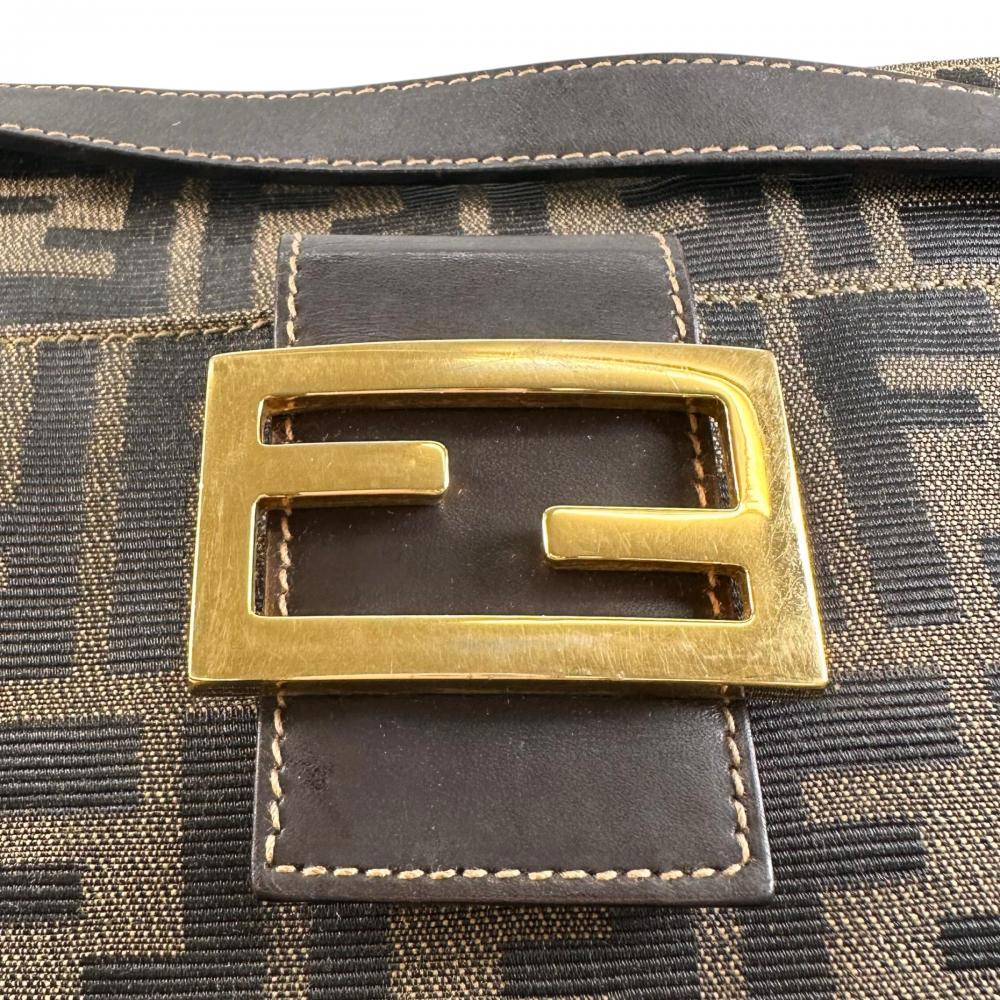 FENDI フェンディ ショルダーバッグ ズッカ マンマバケット FFロゴ ナイロン ブラウン 茶 ゴールド金具 レディース【中古品】