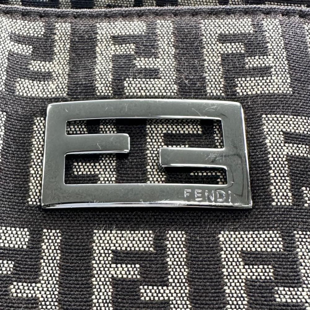 FENDI フェンディ ハンドバッグ ズッキーノ トートバッグ 8BH132 キャンバス レザー ブラウン 茶 シルバー金具 レディース【中古品】