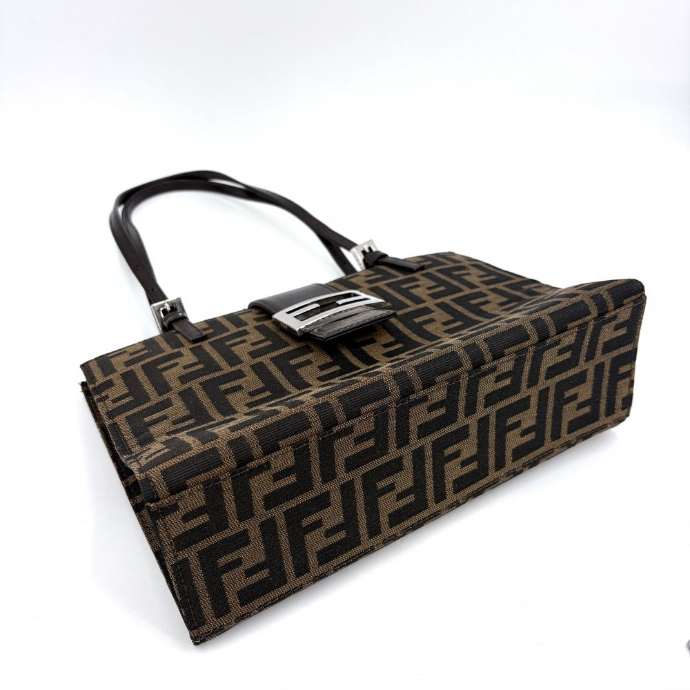 FENDI フェンディ トートバッグ ズッカ ハンドバッグ キャンバス レザー ブラウン 茶 シルバー金具 レディース【中古品】