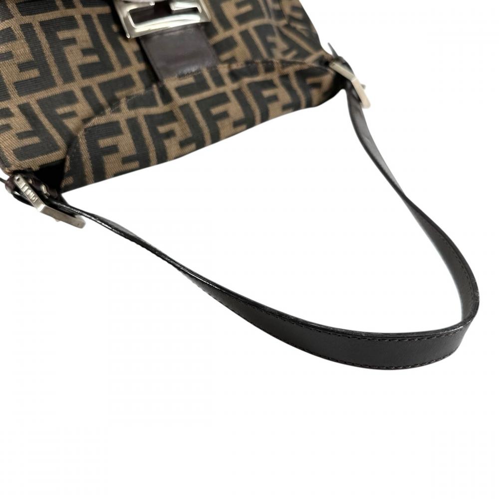 FENDI フェンディ ショルダーバッグ ズッカ マンマバケット 264260 キャンバス レザー ブラウン 茶 ブラック 黒 シルバー金具 レディース【中古品】