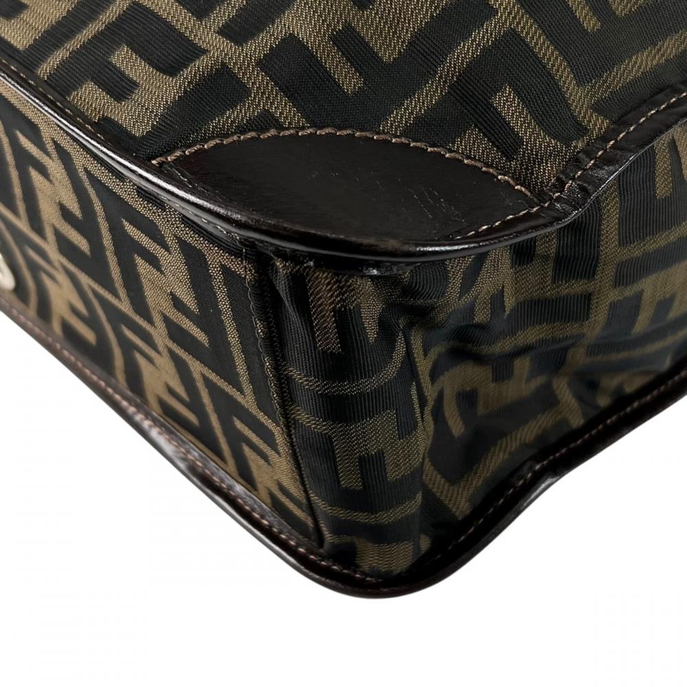 FENDI フェンディ トートバッグ ズッカ モノグラム柄 26555 ナイロン ブラウン 茶 レディース【中古品】