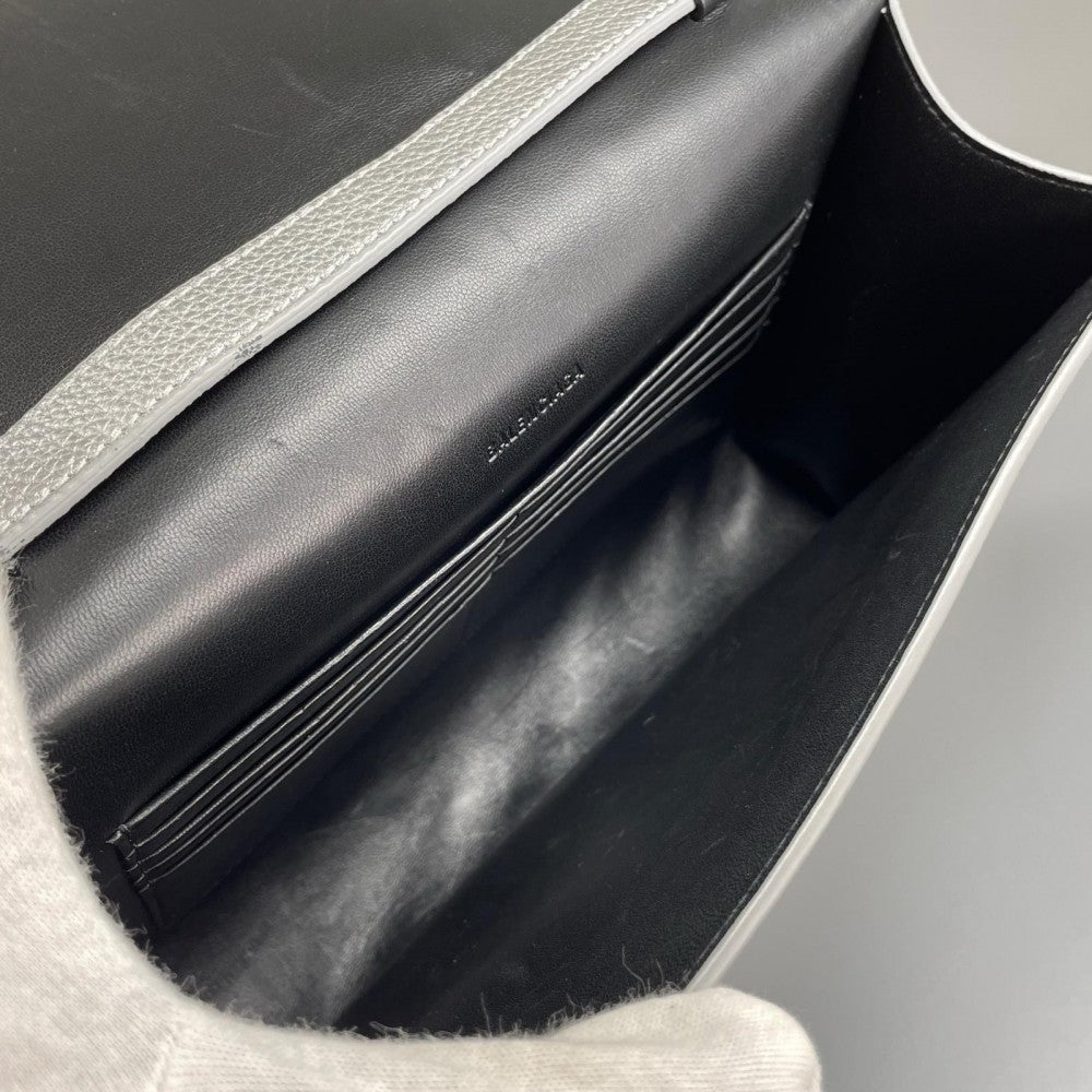 BALENCIAGA バレンシアガ ショルダーバッグ カー フラップバッグ グレインカーフレザー シルバー シルバー金具 メンズ【中古品】