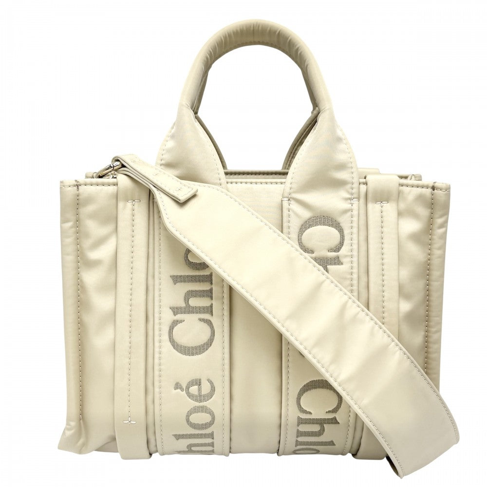 【開店SALE】 Chloe クロエ 2WAY WOODY ウッディスモールトートバッグ ミニハンドバッグ ショルダーバッグ ベージュ アイボリー CHC23WS397L4122M ナイロン Dusty Ivory ゴールド金具 レディース【中古品】