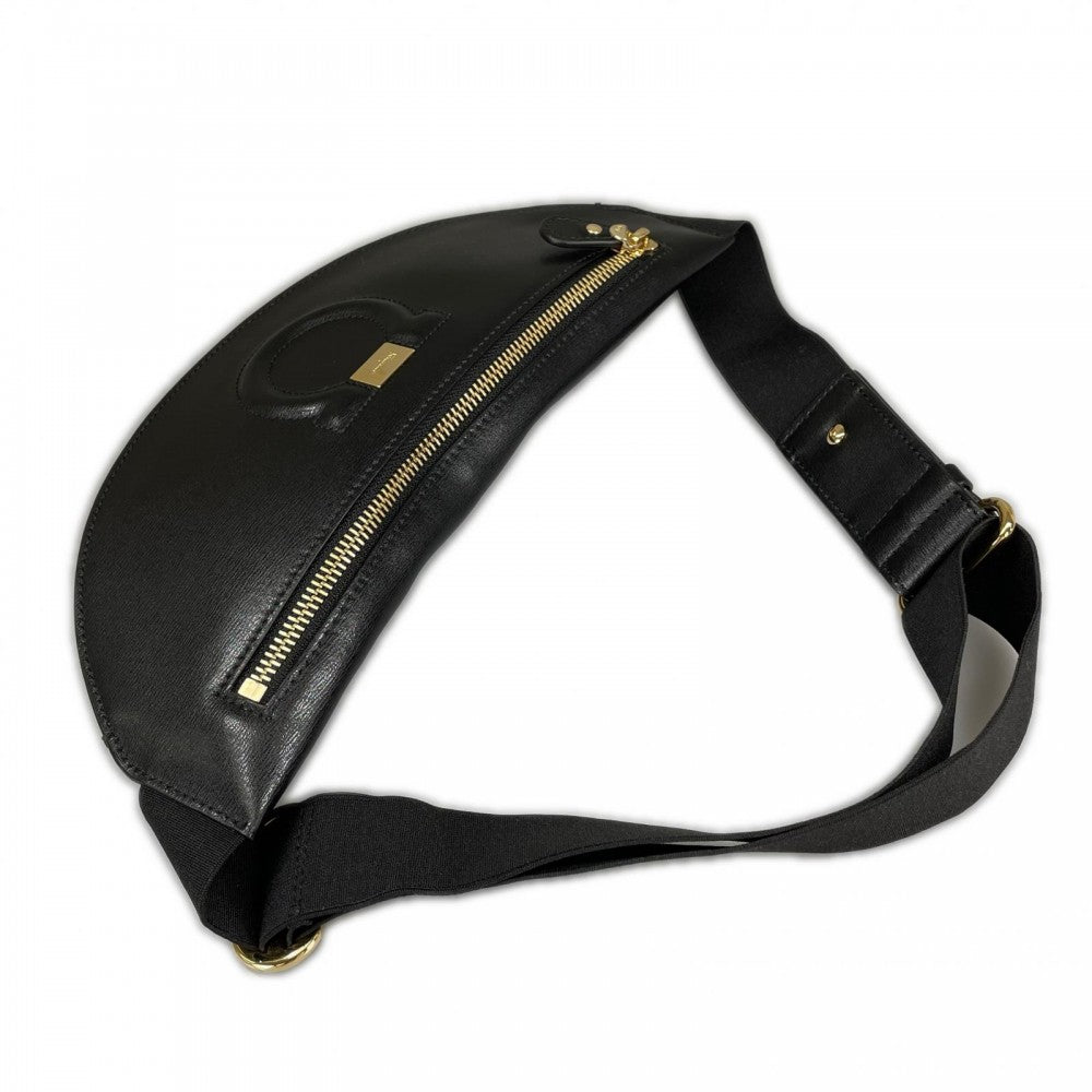 Salvatore Ferragamo サルヴァトーレフェラガモ ボディバッグ ガンチーニ AU-22 レザー ブラック 黒 ゴールド金具 メンズ【中古品】