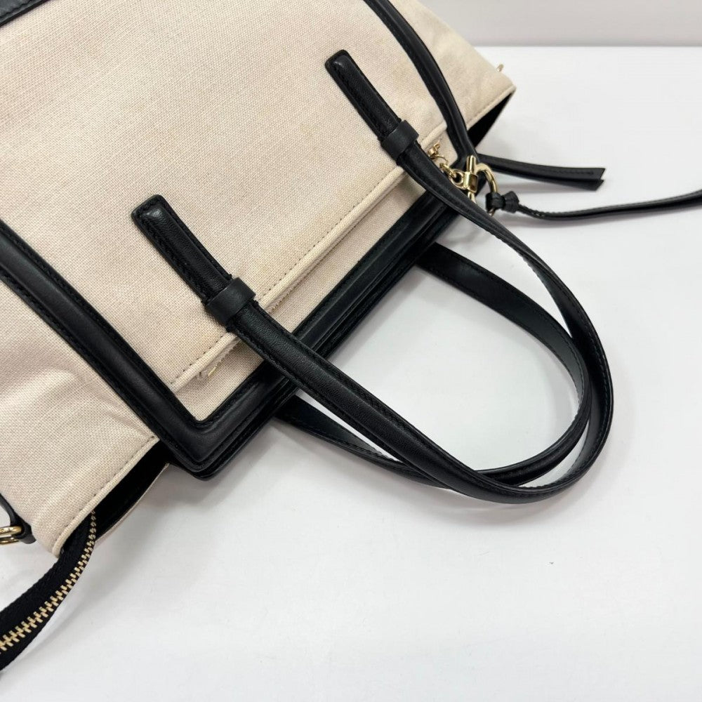 【開店SALE】 Salvatore Ferragamo サルヴァトーレフェラガモ 2WAY トートバッグ ショルダーバック ハンドバッグ アイボリー ブラック 黒 ゴールド金具 レディース【中古品】