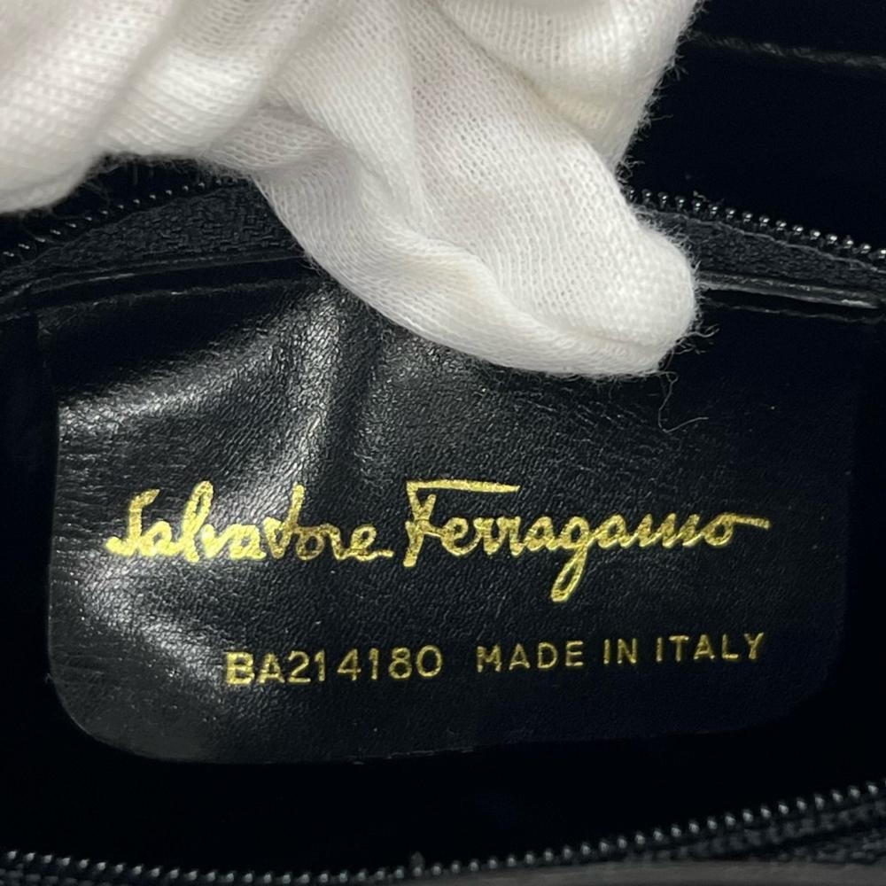 Salvatore Ferragamo サルヴァトーレフェラガモ ハンドバッグ ヴァラ バケツバッグ BA214180 レザー ブラック 黒 ゴールド金具 レディース【中古品】