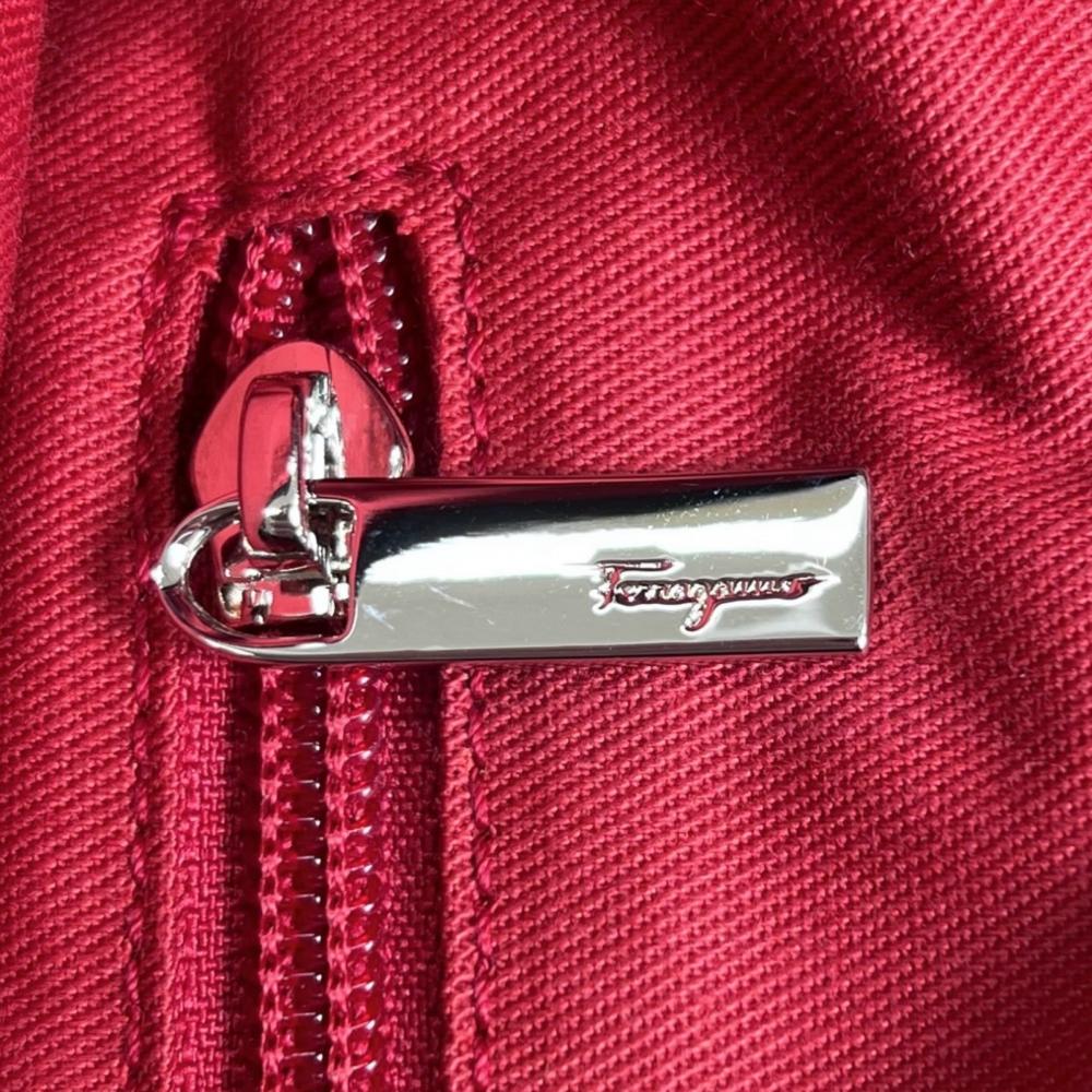 Salvatore Ferragamo サルヴァトーレフェラガモ トートバッグ ガンチーニ AU-21 4909 ナイロン ブラック 黒 シルバー金具 レディース【中古品】