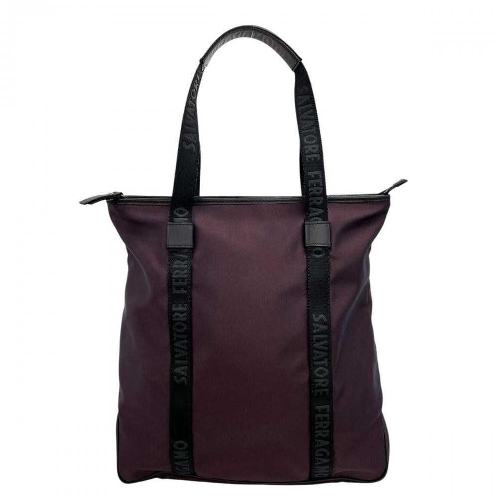 Salvatore Ferragamo – Vintage Brand Tokyo