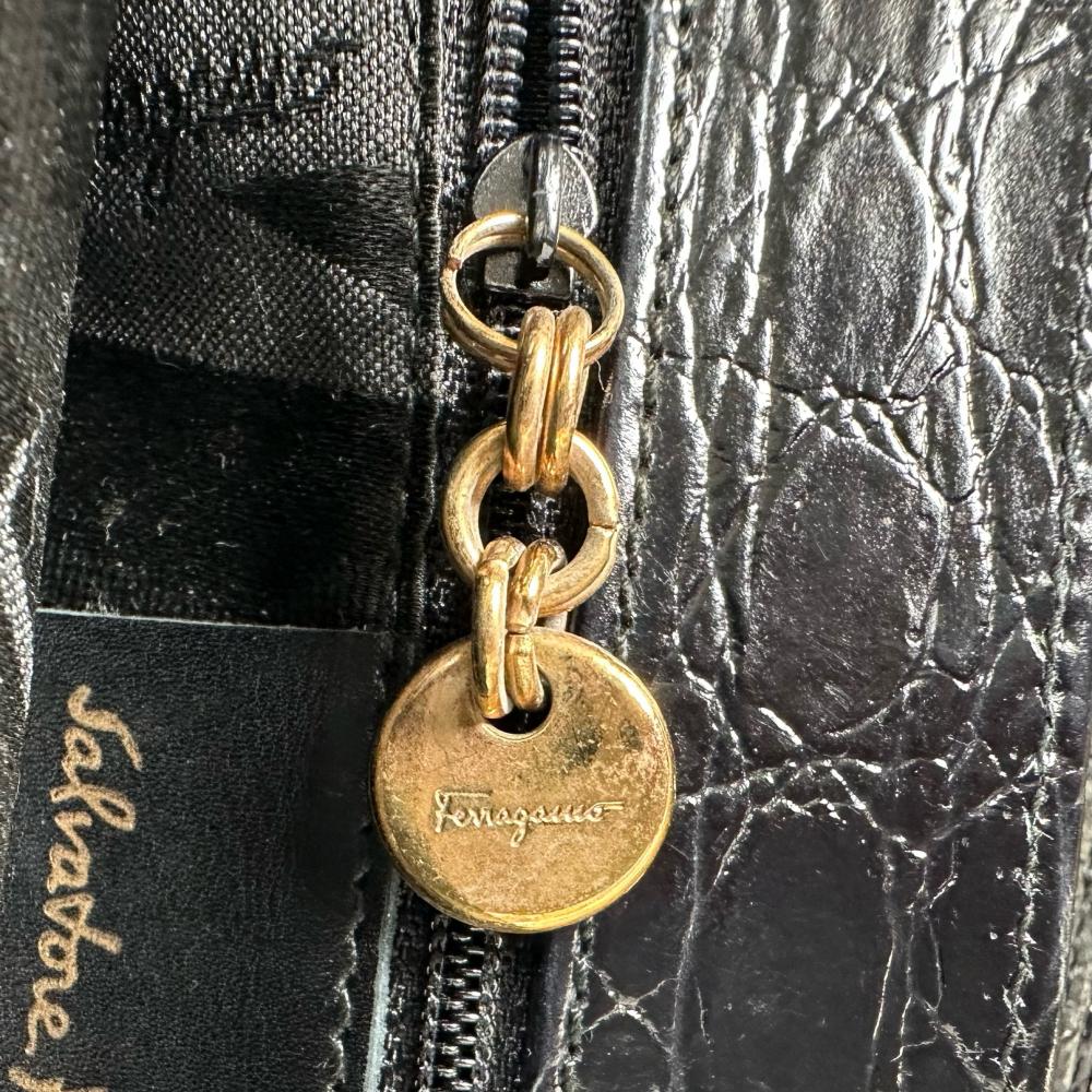 Salvatore Ferragamo サルヴァトーレフェラガモ ハンドバッグ ヴェラ クロコ型押し 2WAY A217201 ブラック 黒 ゴールド金具 レディース【中古品】
