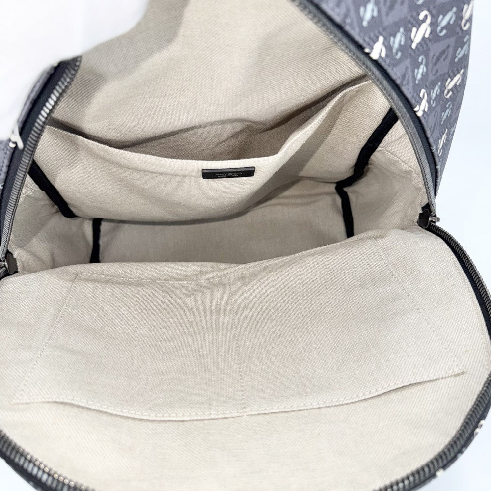 JIMMY CHOO ジミーチュウ リュック ロゴ バックパック レザー グレー シルバー金具 レディース【中古品】