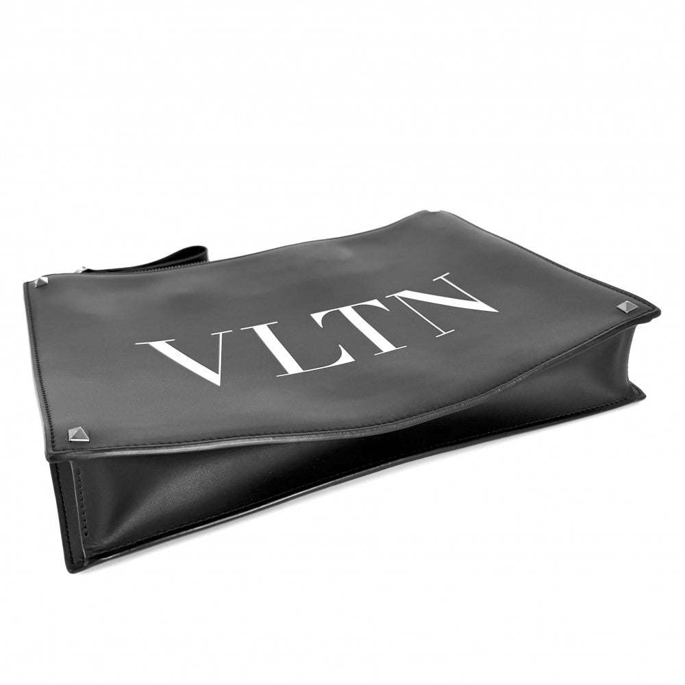 Valentino Garavani ヴァレンティノ・ガラヴァーニ クラッチバッグ スタッズ VLTN セカンドバッグ レザー ブラック 黒 シルバー金具 メンズ【中古品】