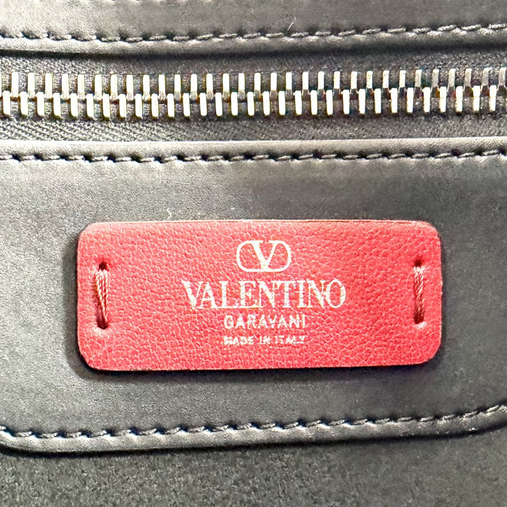 Valentino Garavani ヴァレンティノ・ガラヴァーニ クラッチバッグ スタッズ VLTN セカンドバッグ レザー ブラック 黒 シルバー金具 メンズ【中古品】