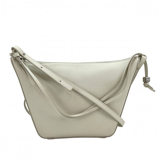 LOEWE ロエベ 2WAY アナグラム ハンモック ホーボーミニ ハンドバッグ ショルダーバッグ かばん ソフトホワイト シルバー金具 レディース【中古品】
