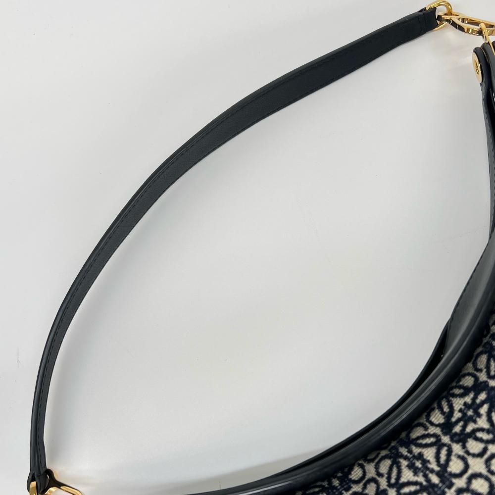 【開店SALE】 LOEWE ロエベ ハンドバッグ ルナ アナグラム ハーフムーン 総柄 ワンショルダー アナグラムジャガード カーフスキン ブラック 黒 ネイビー 紺 ゴールド金具 レディース【中古品】