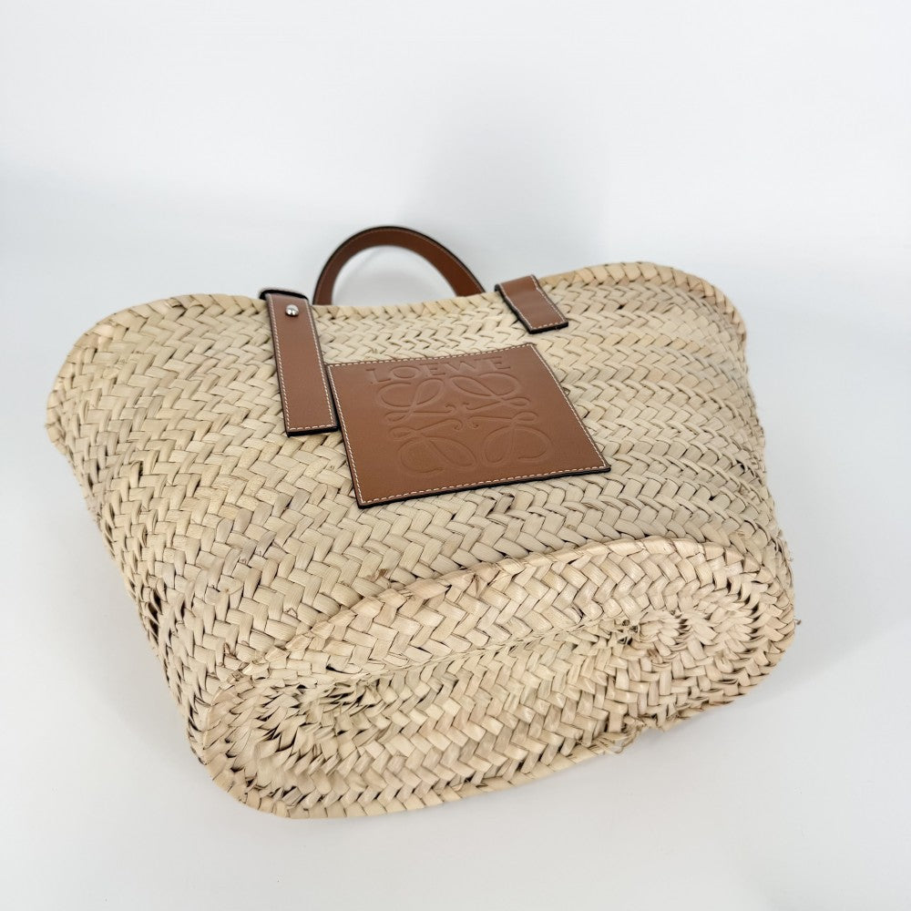 LOEWE ロエベ ハンドバッグ アナグラム バスケットバッグミディアム かごバッグ パームリーフ カーフレザー ベージュ ブラウン 茶 シルバー金具 レディース【中古品】