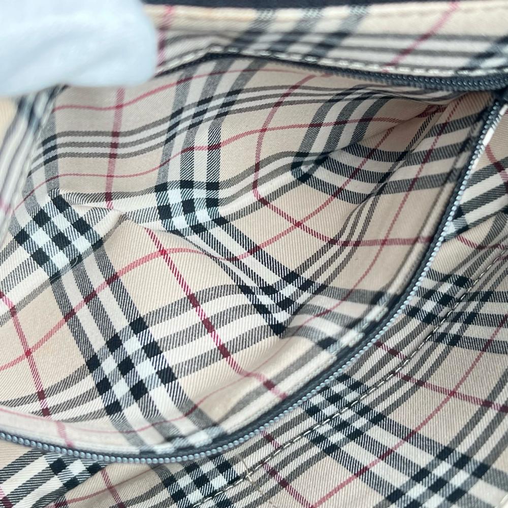BURBERRY バーバリー ショルダーバッグ ノバチェック ワンショルダー ハーフムーン レザー ブラック 黒 シルバー金具 レディース【中古品】