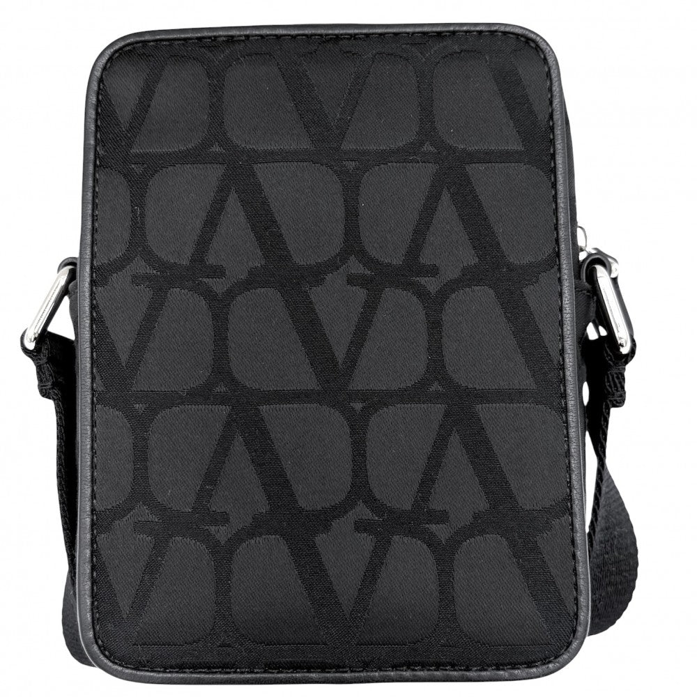 Valentino Garavani ヴァレンティノ・ガラヴァーニ ショルダーバッグ イコノグラフ ブラック 黒 シルバー金具 メンズ【中古品】