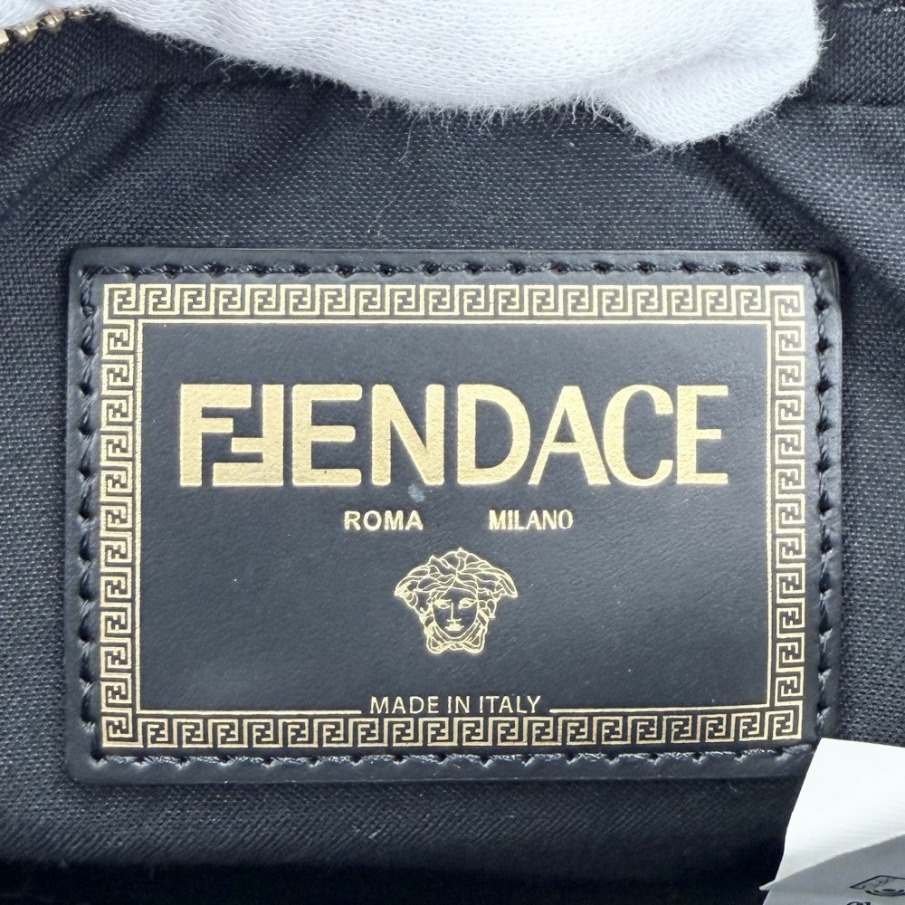 VERSACE ヴェルサーチ ショルダーバッグ FENDACE フェンダーチェ フェンディコラボ メデューサ 7M0258 レザー ブラック 黒 ゴールド ゴールド金具 レディース【中古品】