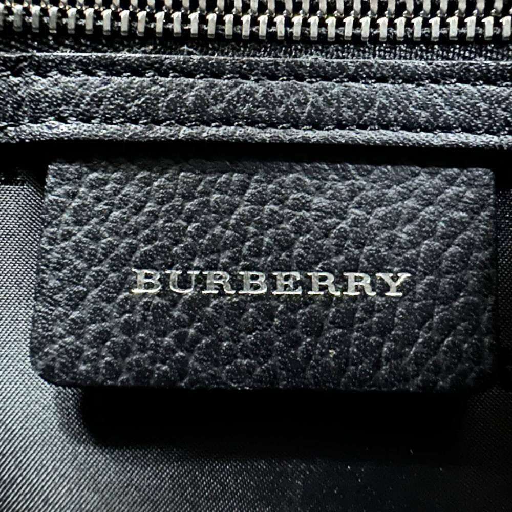 BURBERRY バーバリー ショルダーバッグ ノバチェック スクエア型 ナイロン ブラック 黒 シルバー金具 レディース【中古品】