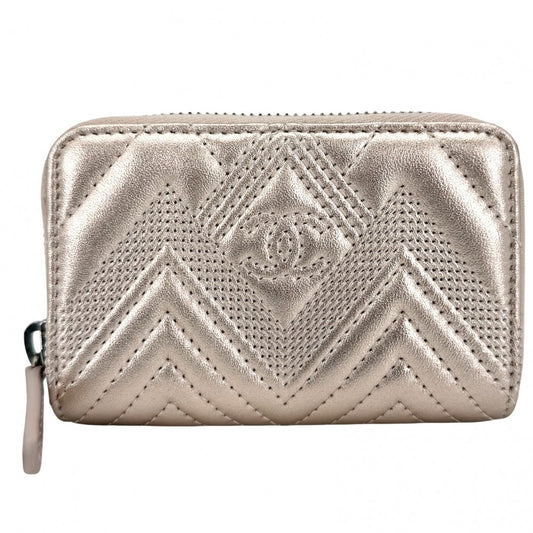 CHANEL シャネル コインケース メタリック ステッチ カードケース ココマーク 小銭入れ 小物 レザー ピンク シルバー金具 レディース【中古品】