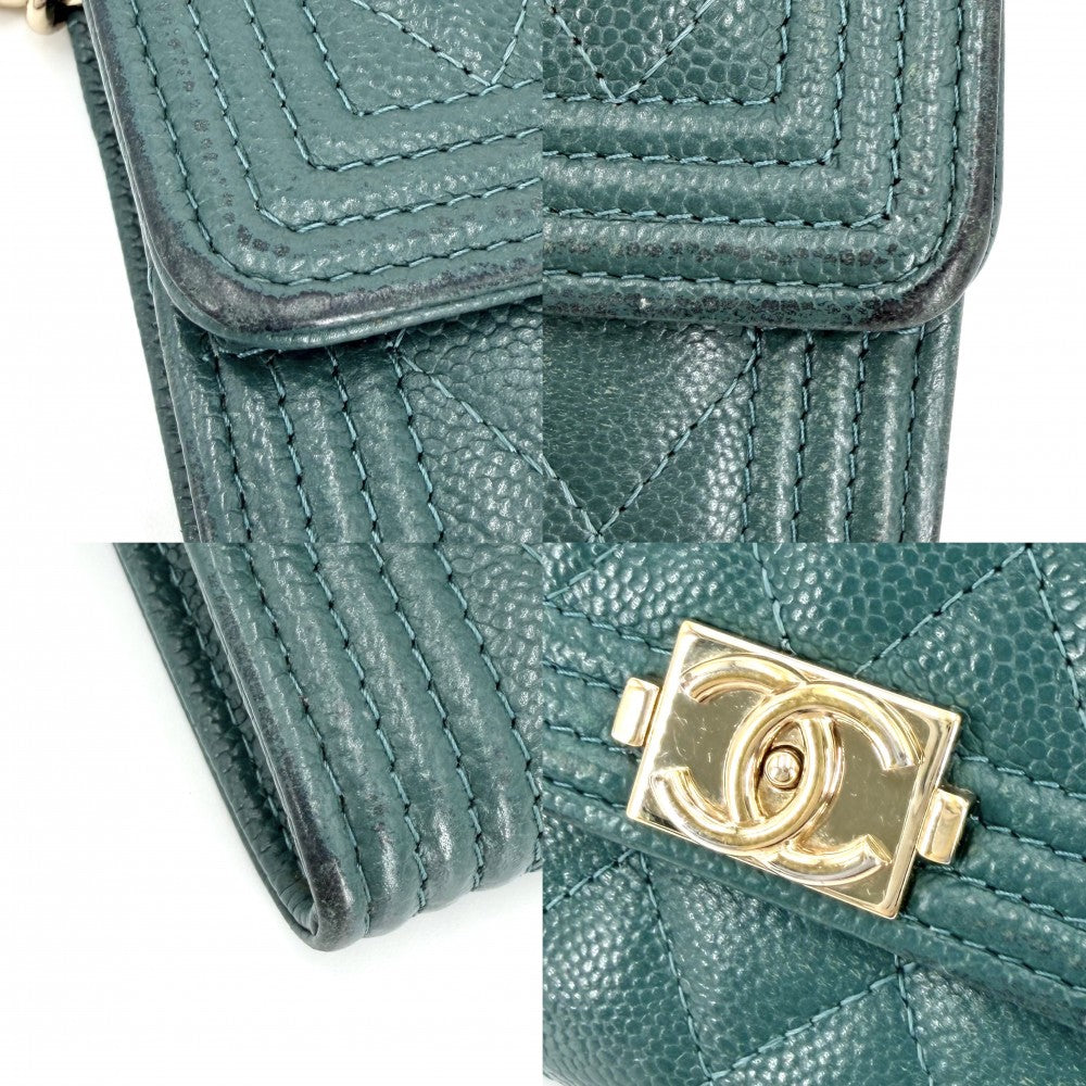 CHANEL シャネル チェーンウォレット ボーイシャネル マトラッセ ショルダーバッグ ミニバッグ ココマーク キャビアスキン グリーン 緑 ゴールド金具 レディース【中古品】
