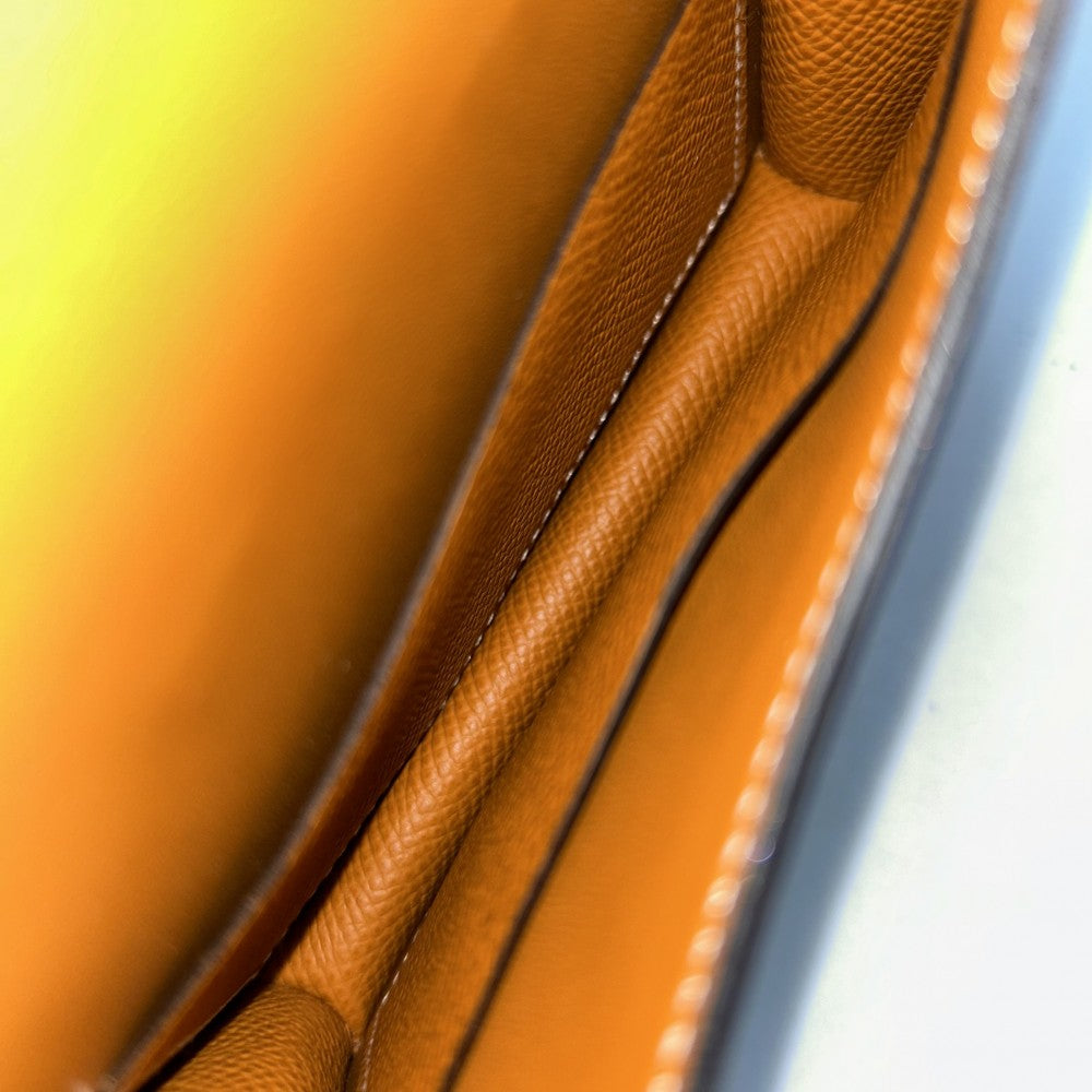【開店SALE】 HERMES エルメス 二つ折り財布 コンスタンス スリムウォレット コンパクト 財布 Hロゴ B刻印 ヴォーエプソン ブラウン 茶 シルバー金具 レディース 2023年【中古品】